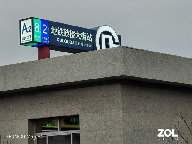 iPhone、榮耀影像實測對比，這次還真不是一分價錢一分貨 