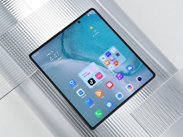 四款折疊屏手機(jī)推薦