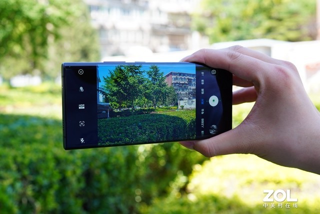 【有料評測】中興Axon 40 Ultra評測:它具備今年旗艦手機最難得的優點