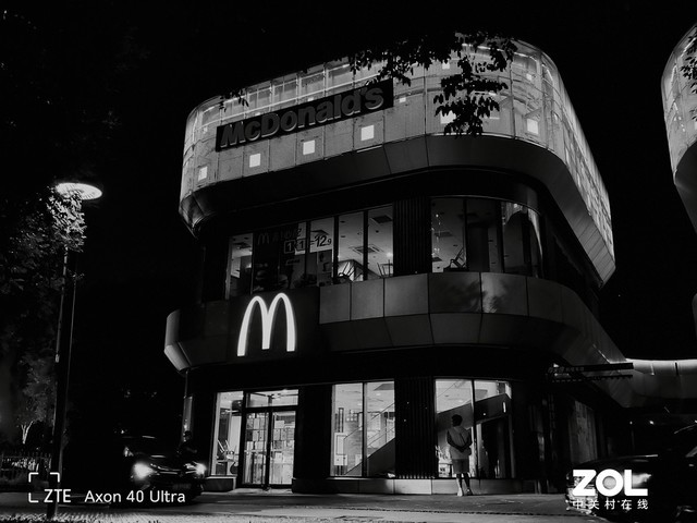 【有料評測】中興Axon 40 Ultra評測:它具備今年旗艦手機最難得的優點