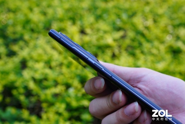 【有料評測】中興Axon 40 Ultra評測:它具備今年旗艦手機最難得的優點