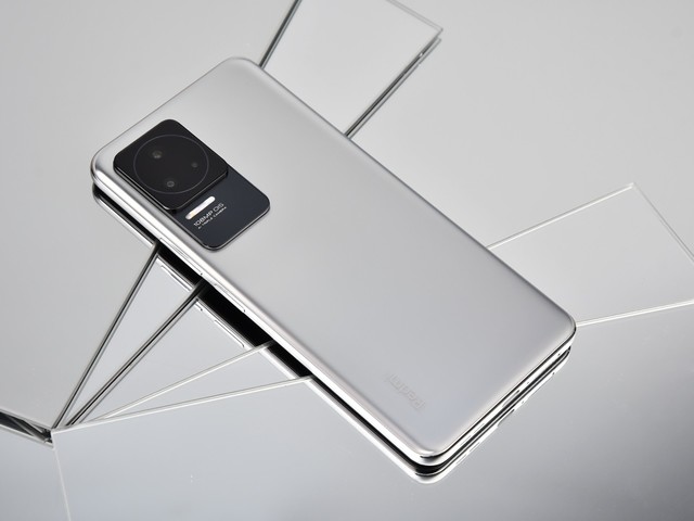 年中8大品牌值得入手手機推薦