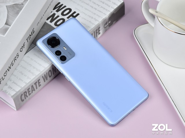 【必買】3000元價位最佳選擇 這四款手機好看又實用 