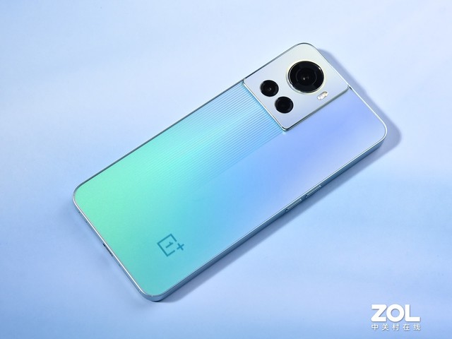 2000不到買(mǎi)高性?xún)r(jià)比機(jī)型