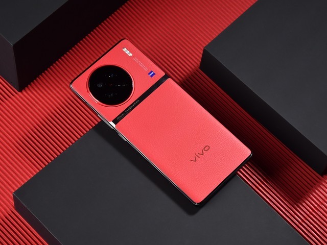 10分鐘充一半打消續航焦慮 vivo X90續航能力實測