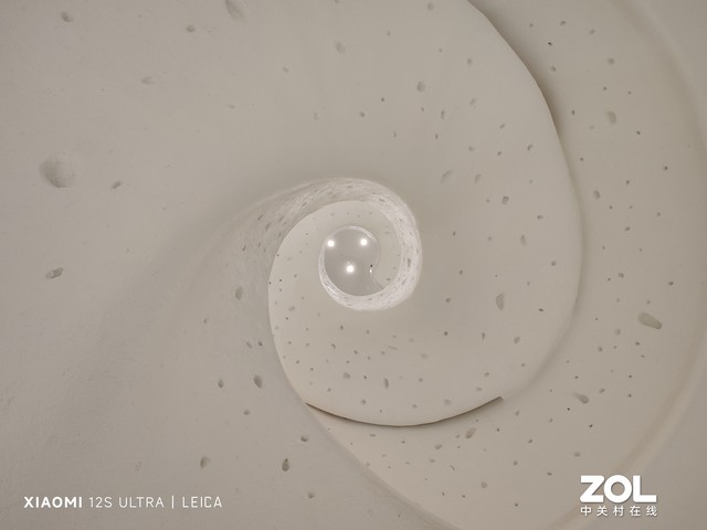 【尖角對決】誰是手機影像新巔峰?三款旗艦手機拍照能力對比